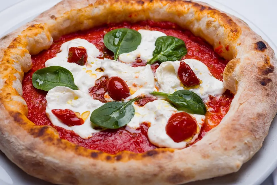 pizza-essen-trinken-deutsch-688be254e2217.webp